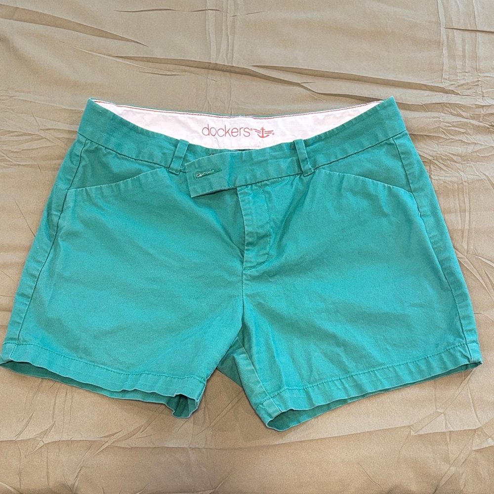 Dockers Women's Green Casual Shorts